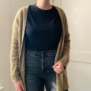 Claiborne basic black tee